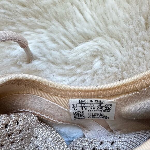 Adidas by Stella McCartney women sneakers size 6 US - Picture 5 of 6